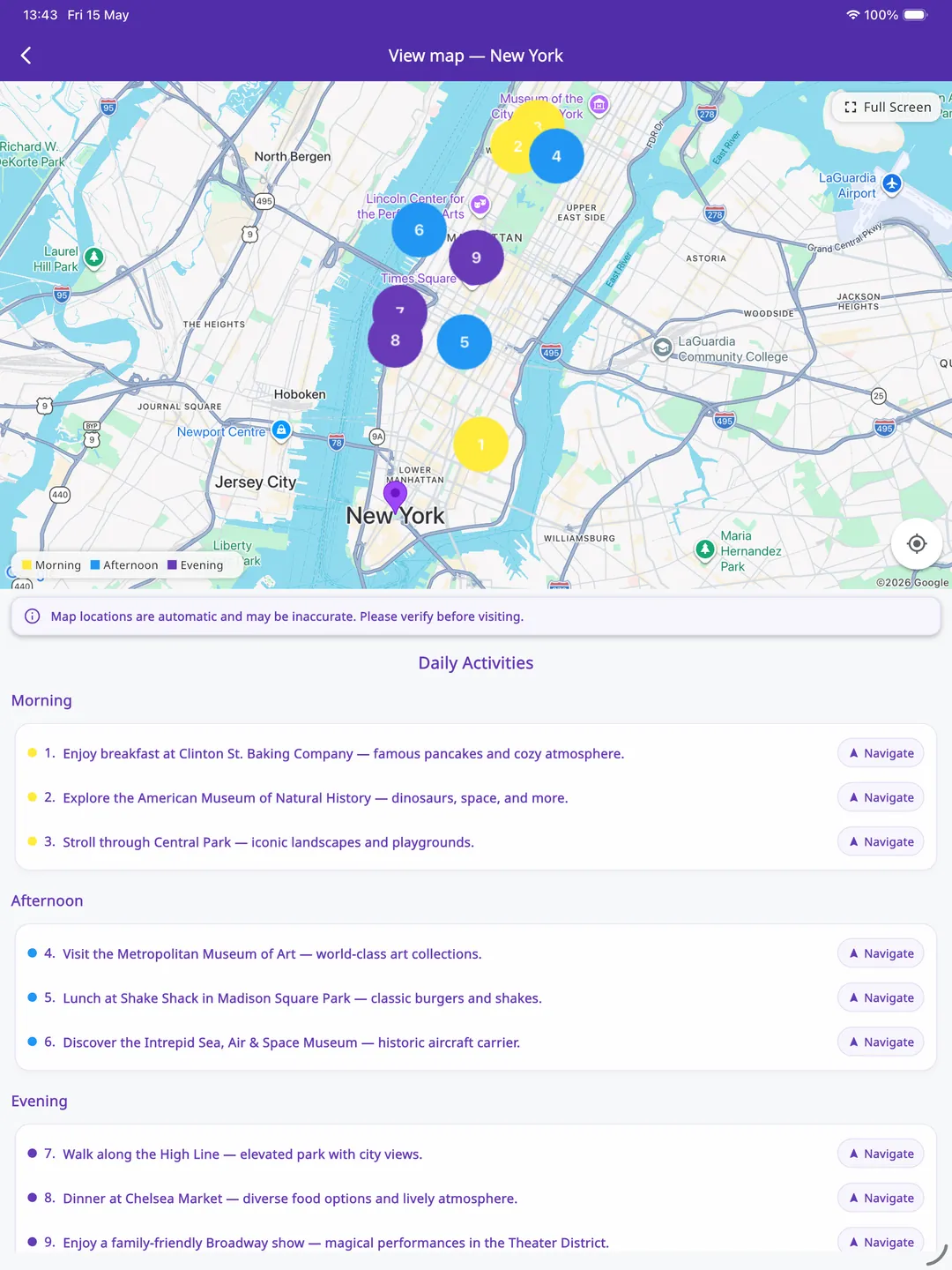 Mapa diario de Nueva York en Trippia en inglés con actividades numeradas y botones de navegación externa